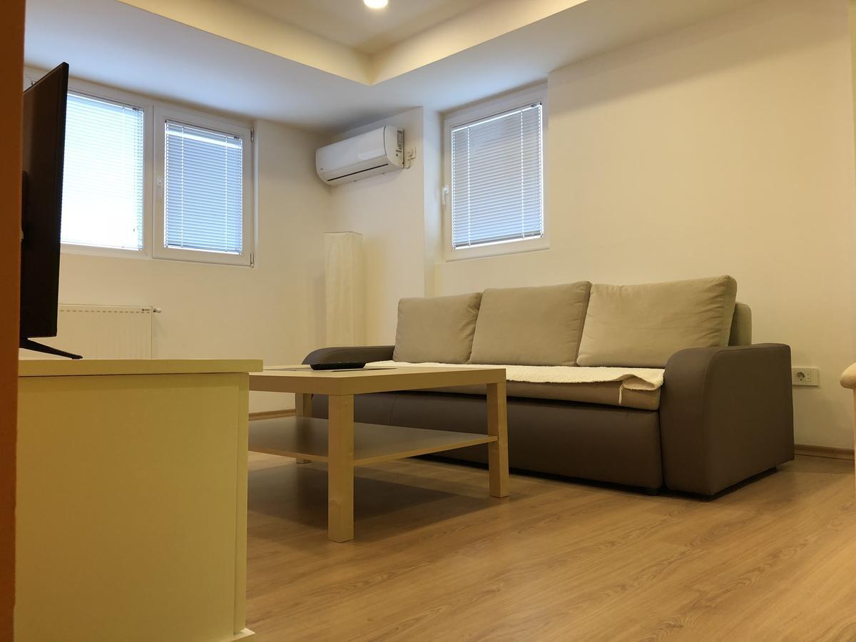 Premium 4U - City Center 50M2 - Skopje Bagian luar foto