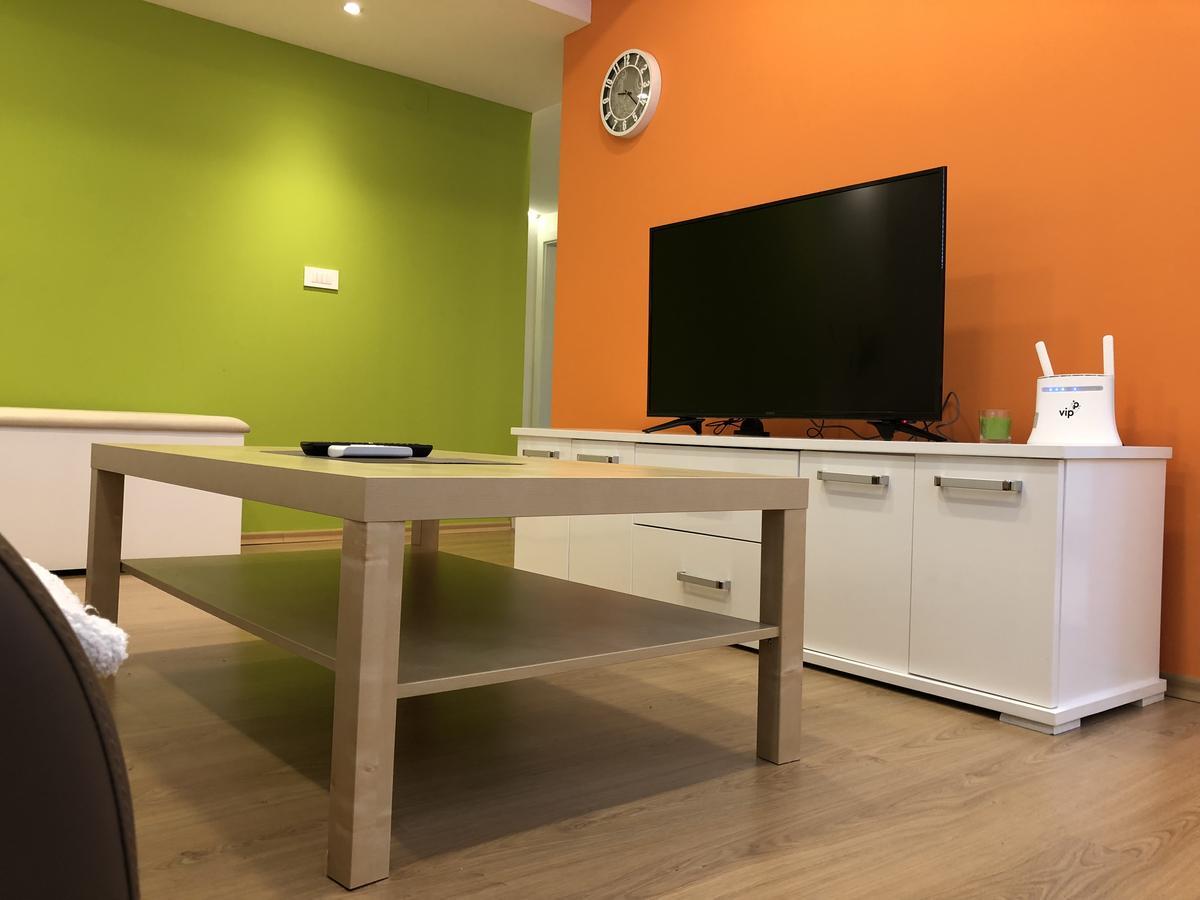 Premium 4U - City Center 50M2 - Skopje Bagian luar foto