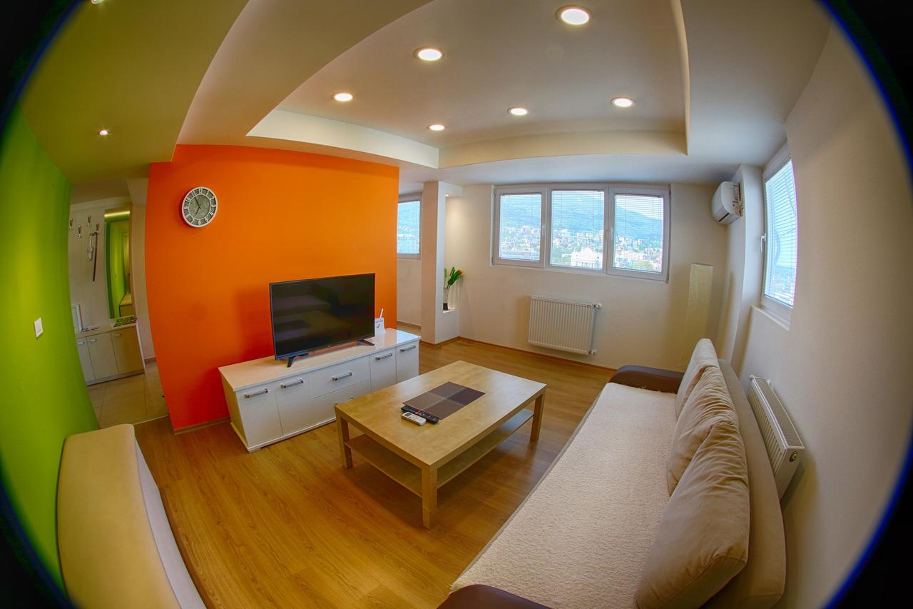 Premium 4U - City Center 50M2 - Skopje Bagian luar foto